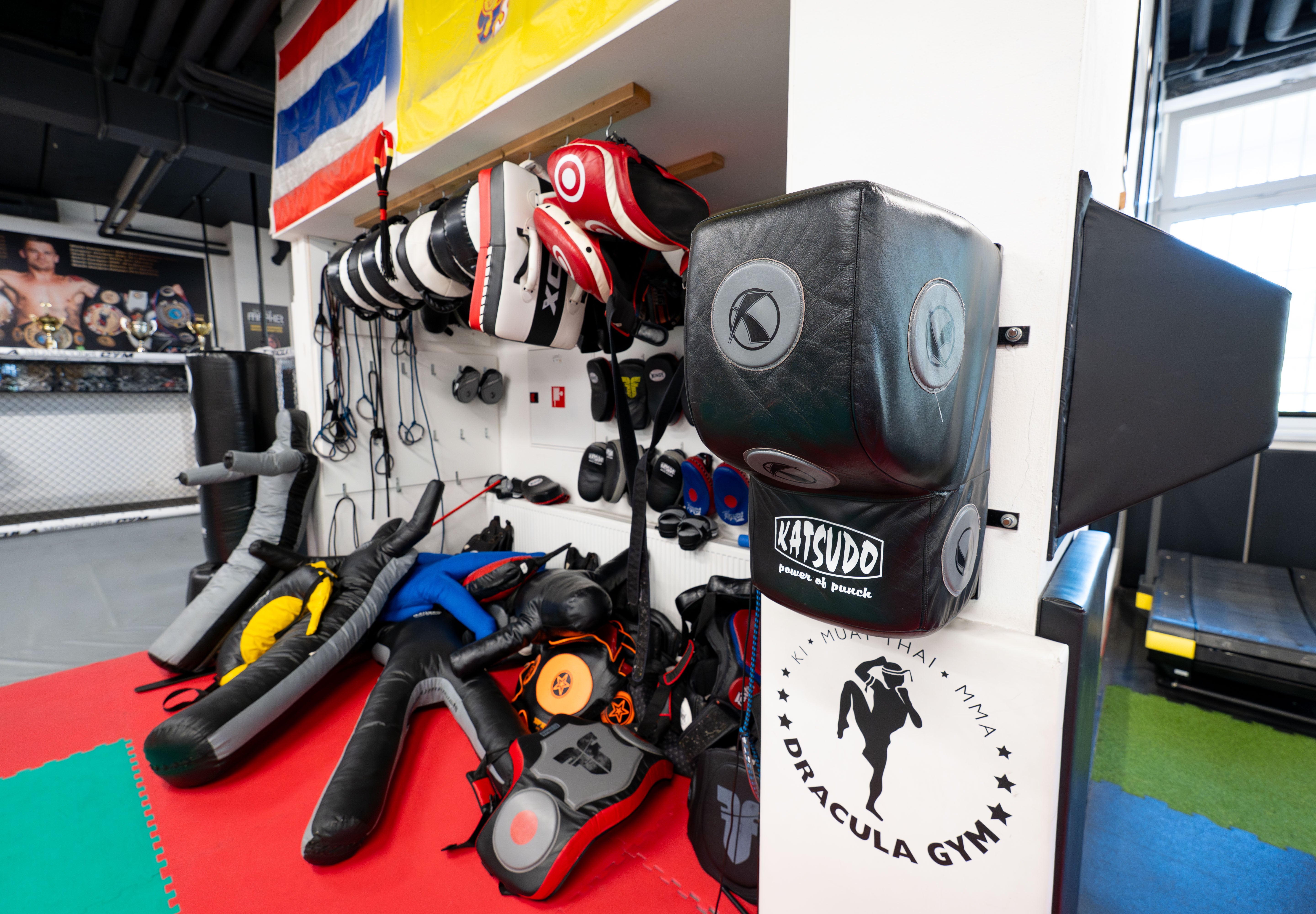 Cuscino da parete in pelle per colpi Katsudo Pacton, nero