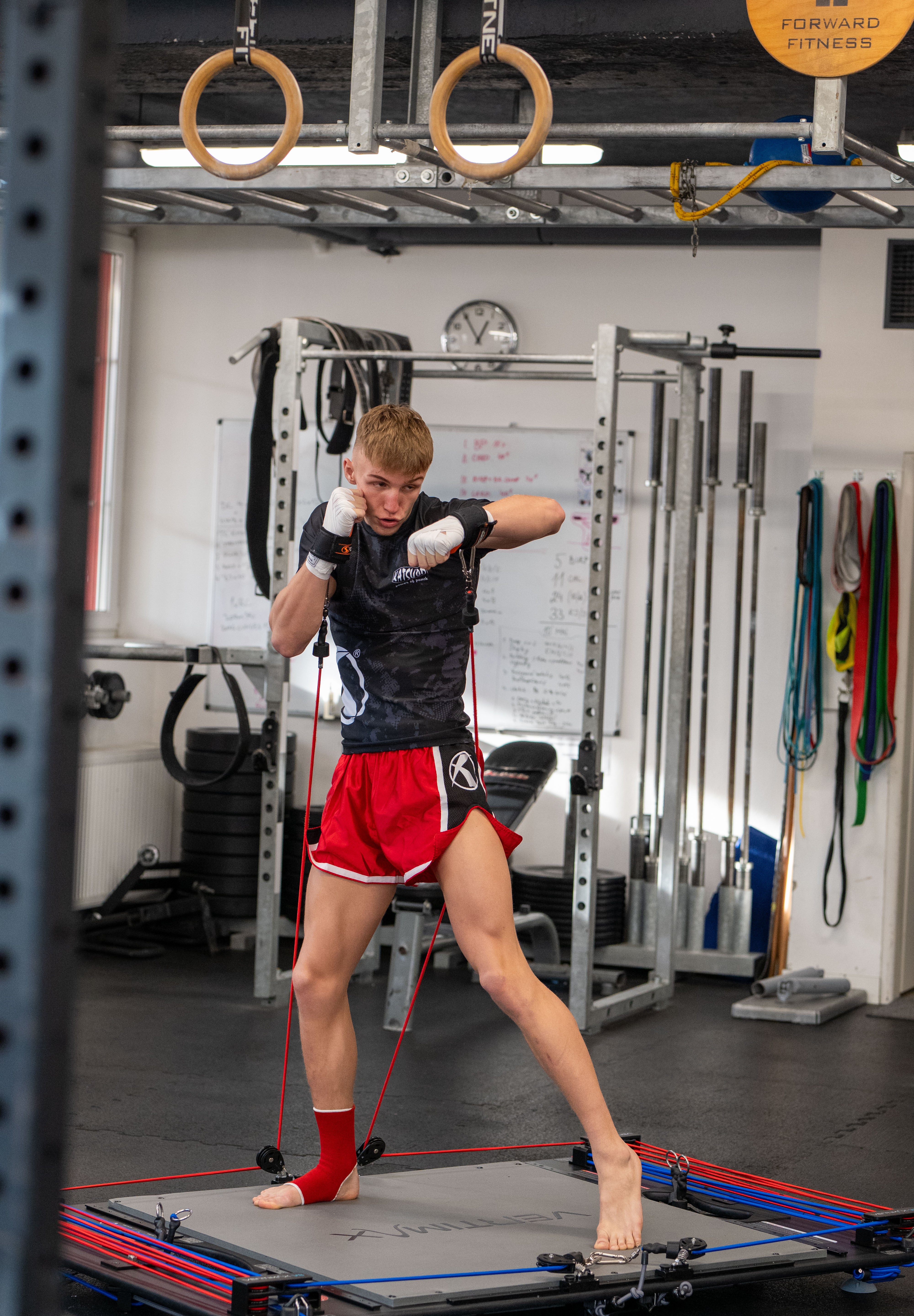 Katsudo pantaloncini da Muay Thai Huricane, rossi