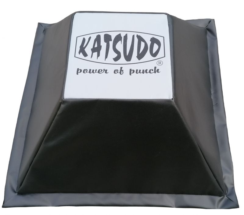 Katsudo makiwara da parete piramidale, nera