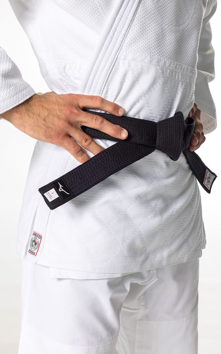 Mizuno JU kimono Yusho III IJF 750g, bianco