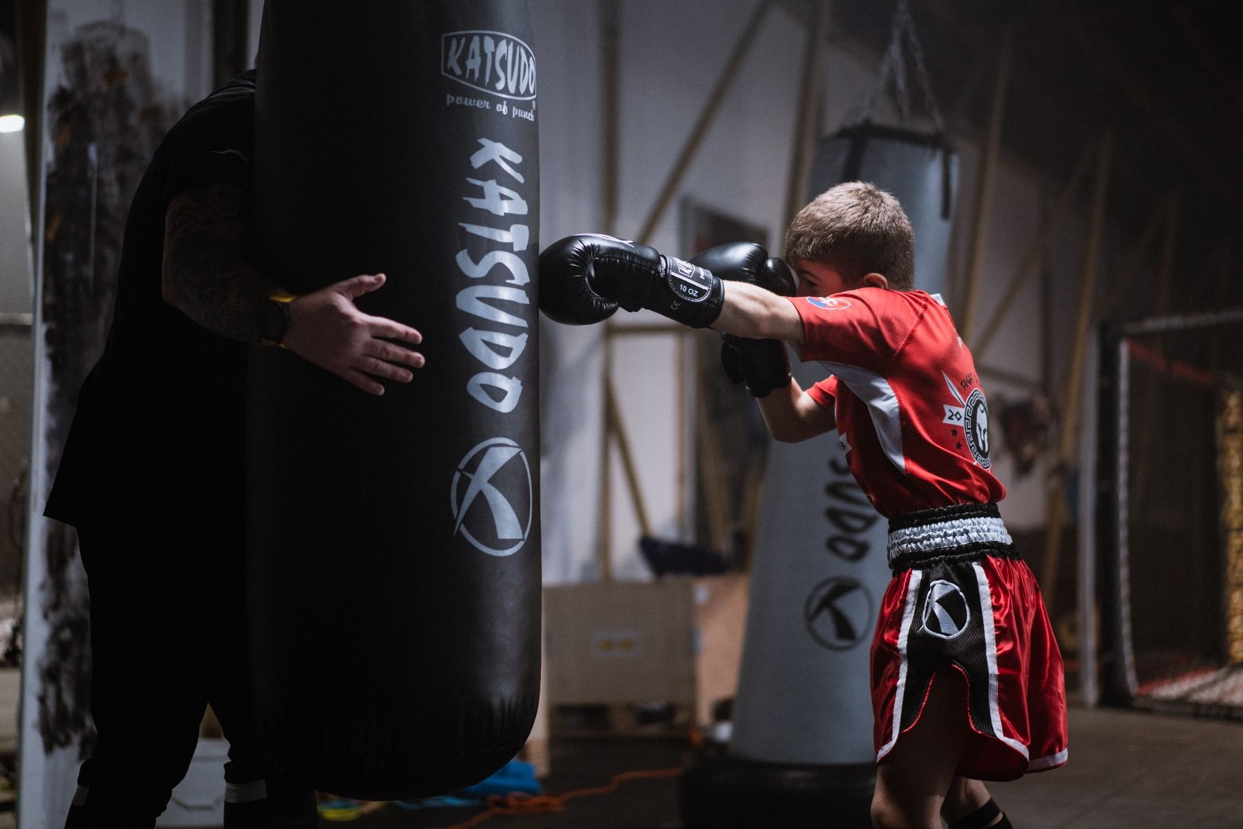 Katsudo sacco da boxe in plastica Texa, grigio