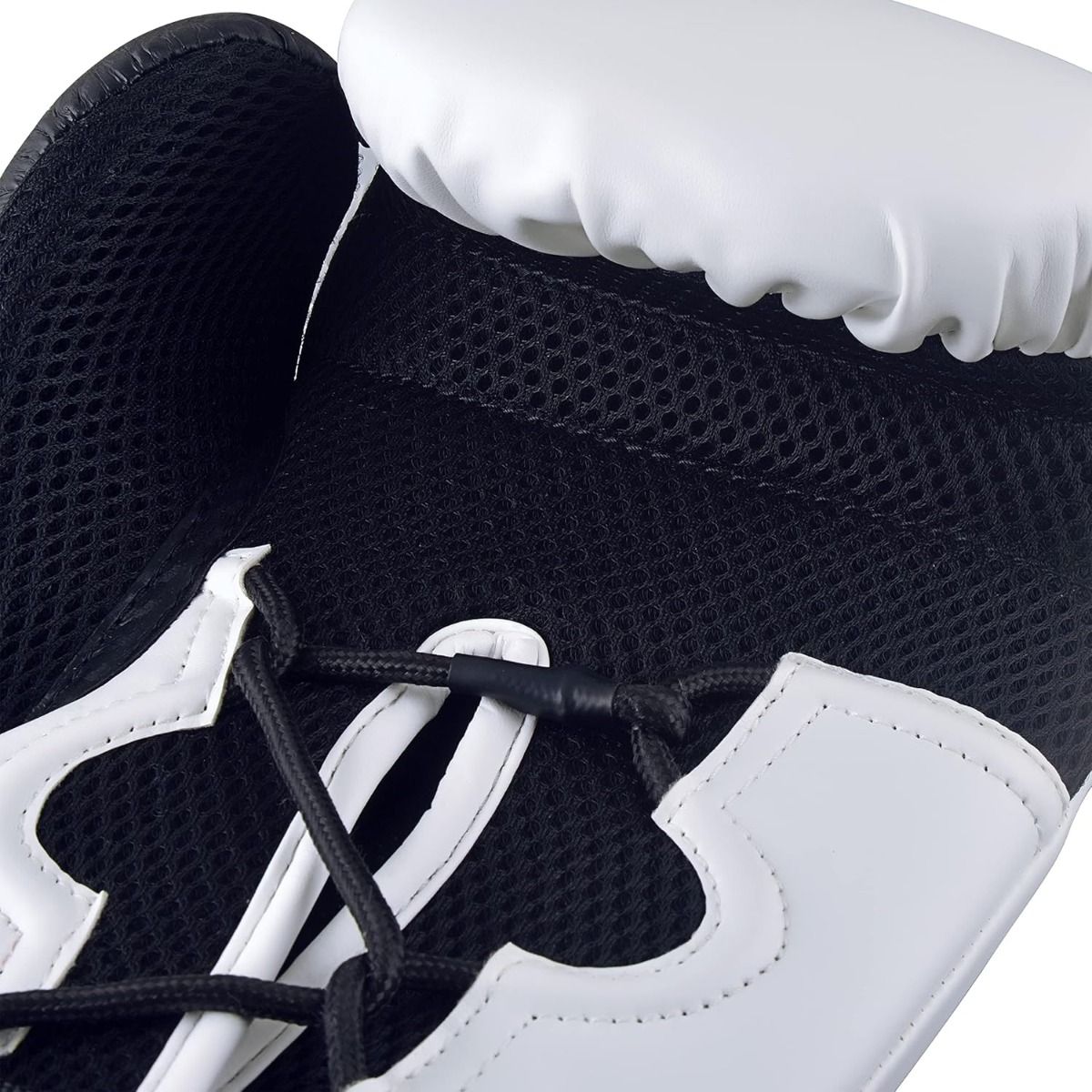 Adidas boxerské rukavice Hybrid 250, bielo-čierne