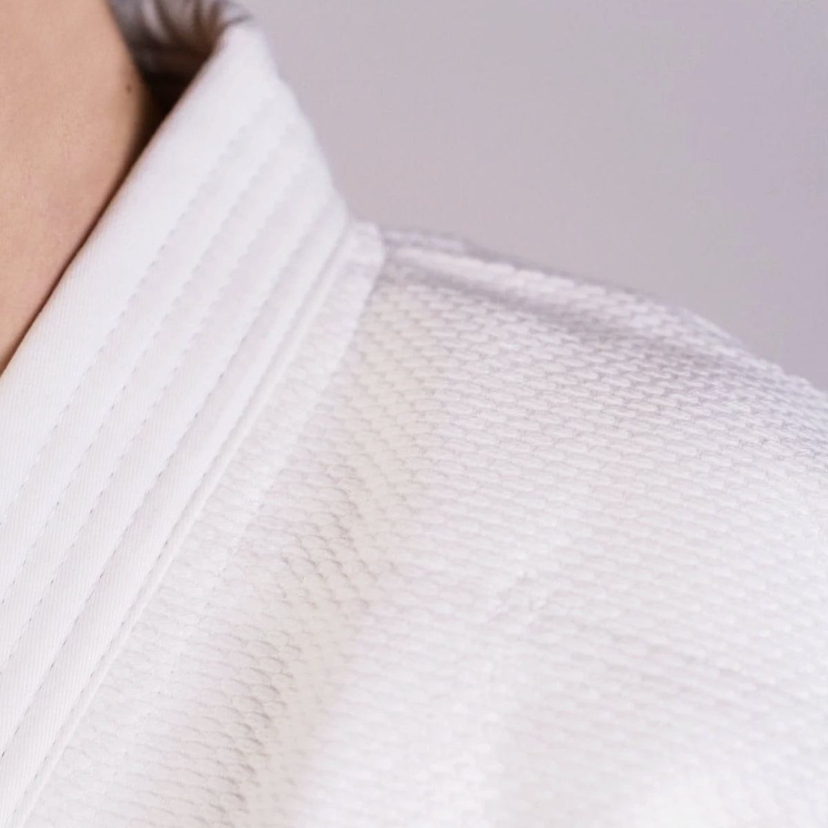 Katsudo kimono da judo Tokyo IJF 750 g, bianco